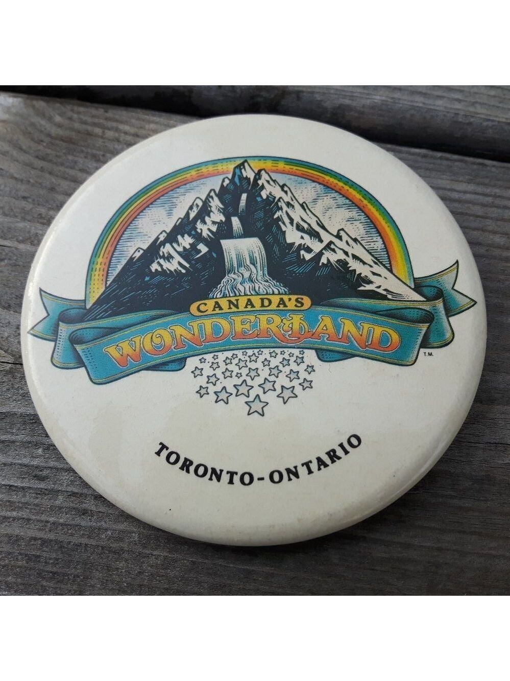 Vintage Canada's Wonderland Theme Park Button